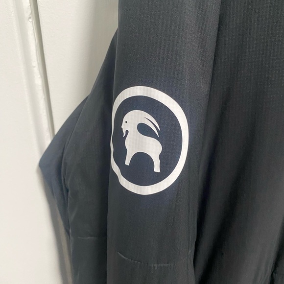 Backcountry Wolverine Cirque 2.0 Black Grey Hooded Insulated Puffer Snow Jacket - Picture 5 of 7